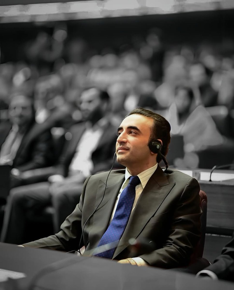 اس وقت پاکستان کا کیس عالمی سطح پر عالمی میڈیا پر صرف  چیئرمین پاکستان پیپلزپارٹی بلاول بھٹو زرداری ہی بہترین انداز سے لڑ رہا ہے
<a href="/BBhuttoZardari/">Bilawal Bhutto Zardari</a> 🇵🇰
<a href="/MHamayunKhan/">M.Hamayun Khan</a> <a href="/NadeemAfzalChan/">Nadeem Afzal Chan</a> 
#DistrictKorangiPPP_PS92