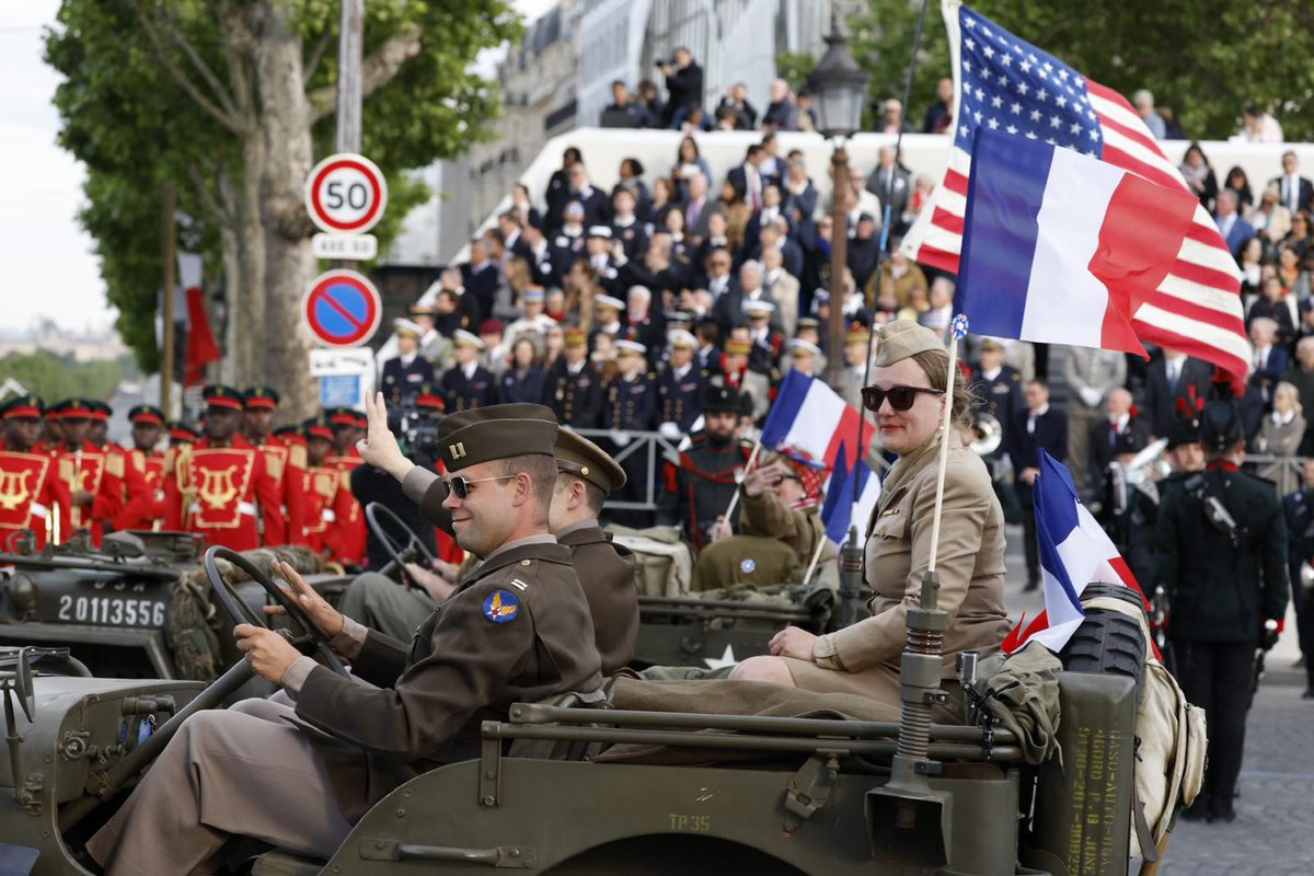 Ministère des Armées (@armees_gouv) on Twitter photo 8 mai 2025 🇫🇷 | Retour en images sur la commémoration du 80e anniversaire de la Victoire des Alliés présidée par le président de la République <a href="/EmmanuelMacron/">Emmanuel Macron</a>, en présence du ministre des Armées <a href="/SebLecornu/">Sébastien Lecornu</a> et de la ministre déléguée chargée de la Mémoire et des Anciens 8 mai 2025 🇫🇷 | Retour en images sur la commémoration du 80e anniversaire de la Victoire des Alliés présidée par le président de la République <a href="/EmmanuelMacron/">Emmanuel Macron</a>, en présence du ministre des Armées <a href="/SebLecornu/">Sébastien Lecornu</a> et de la ministre déléguée chargée de la Mémoire et des Anciens