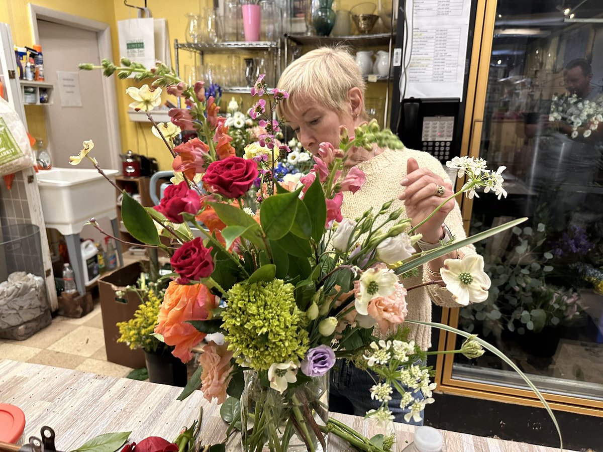 LibertyZSimmons's tweet image. It may cost you more to buy by your mother flowers this Mother’s Day.
How local florists say the tariffs may impact the cost of your bouquet @DCNewsNow #MothersDay 💐