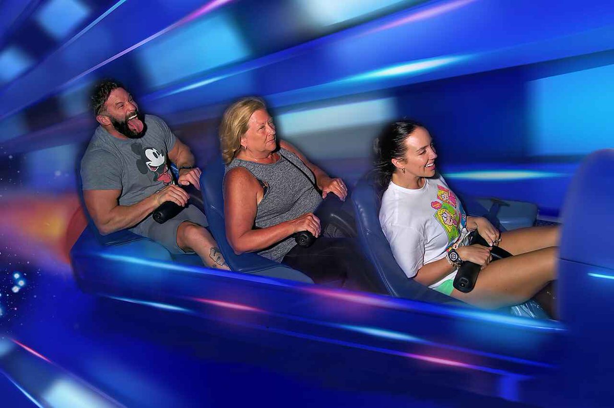 CHELSEA GREEN tweet media