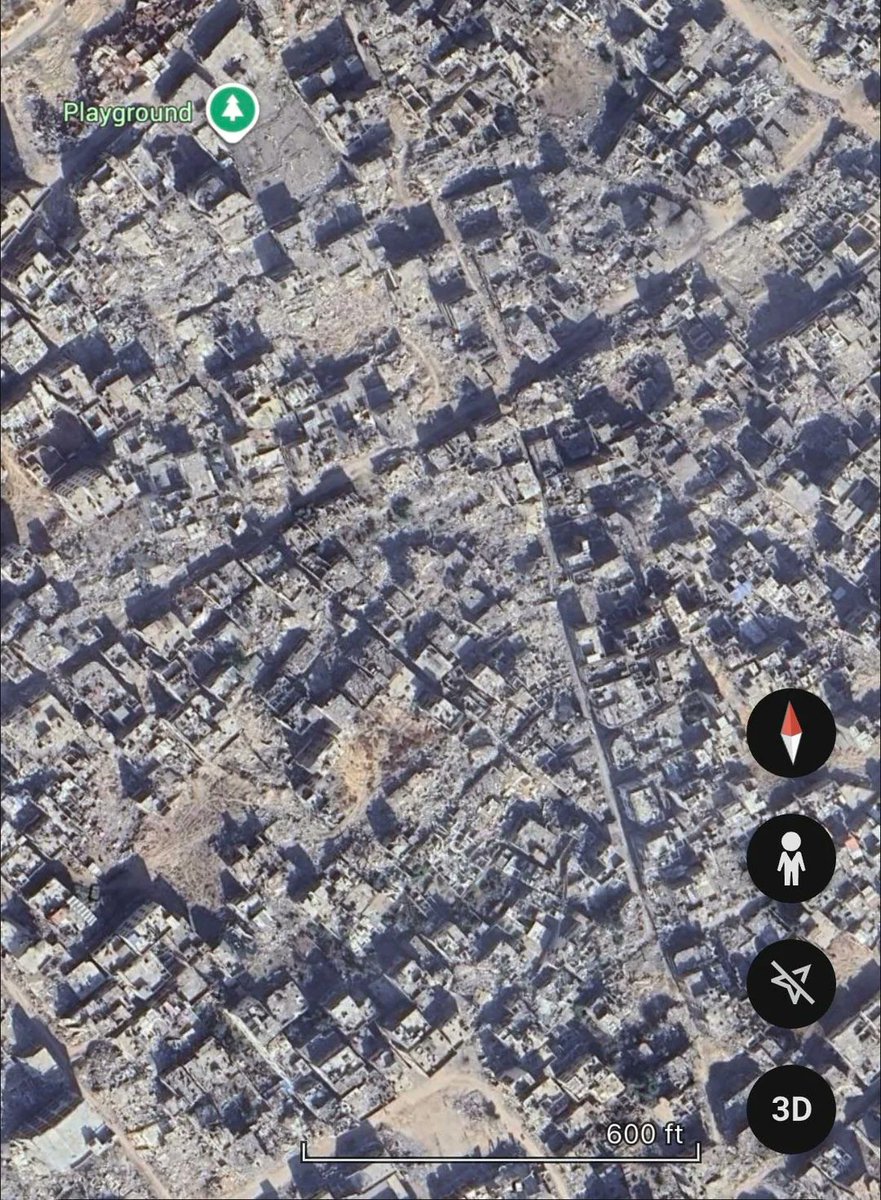google earth hat scheinbar seine satellitenbilder von gaza aktualisiert. hier ein überblick:

die vorher-bilder sind aus august 2023.
die nachher-bilder sind aus dezember 2024.

auf den ersten beiden bildern (die stadt khuza’a) sind die vergleiche von august 2023 und juni 2024.