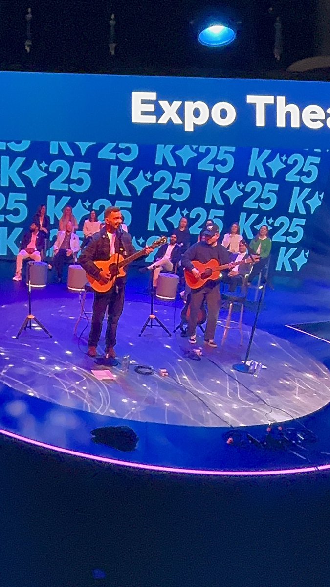 LisaLisajm5's tweet image. Day 3 of @ServiceNow #Knowledge25 and the #Five9 booth is moving and grooving to Andy Grammar! 🎶 #PartnerPowered