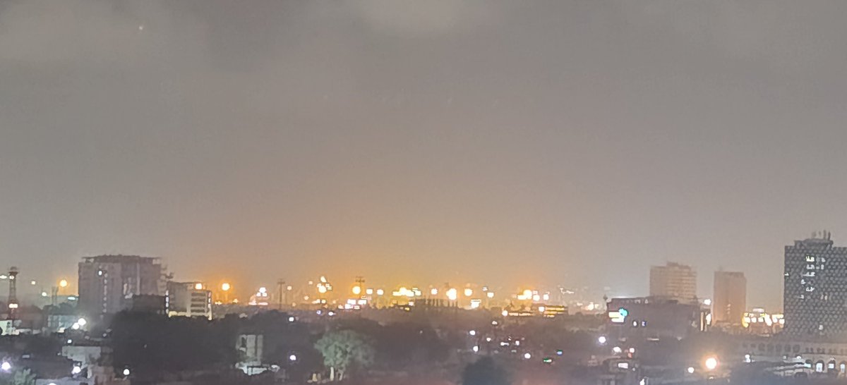 JayAsif1's tweet photo. @GoJammukashmir Dear Indians, this is recent photo Qasim port... With peace... Your GOVT is lying... Making you fool... https://t.co/XDJP36iJJ8