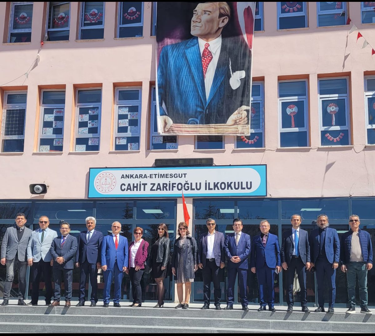 Etimesgut ilçemizde  Şube Başkanımız Sn. Tekin Korku , İlçe Başkanımız Sn. Osman Yurtcu ve Yönetim Kurulu üyelerimiz ile Etimesgut ilçemizdeki okullarımızda yapılan faaliyetlere katılım sağladık.