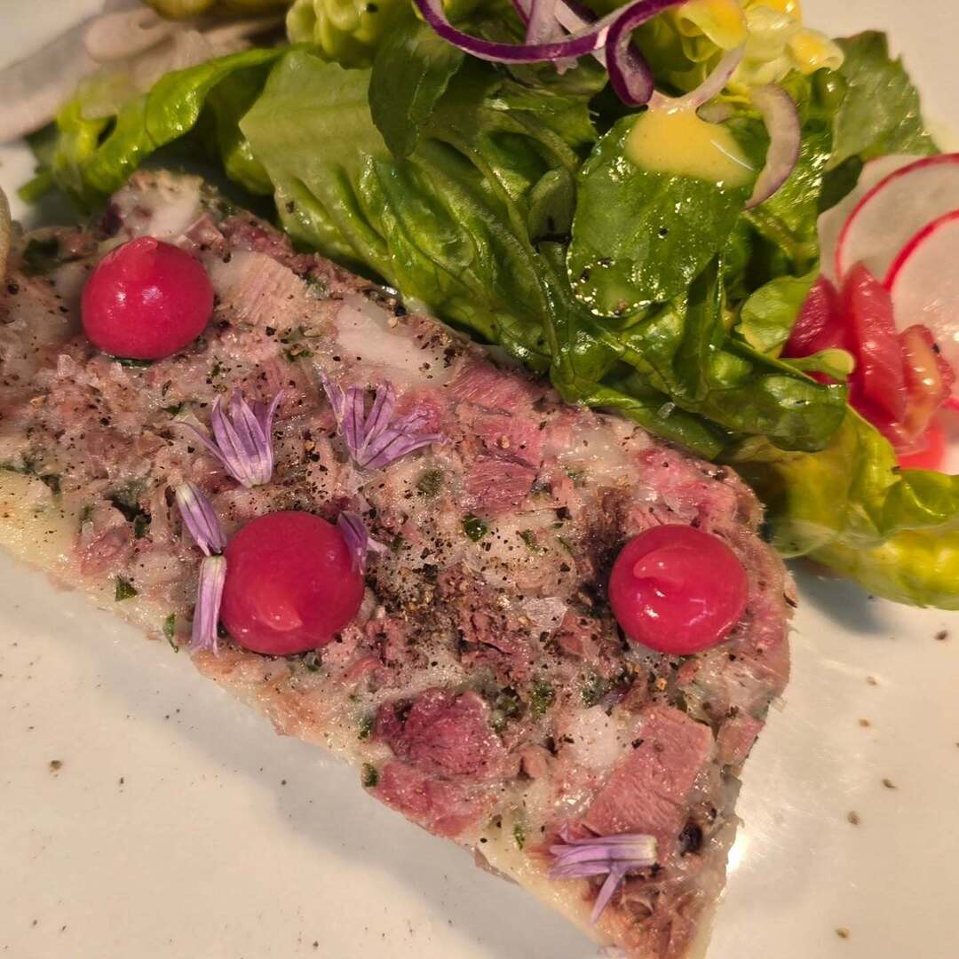 Pigs head terrine instagr.am/p/DJZ14L9Ikqo/