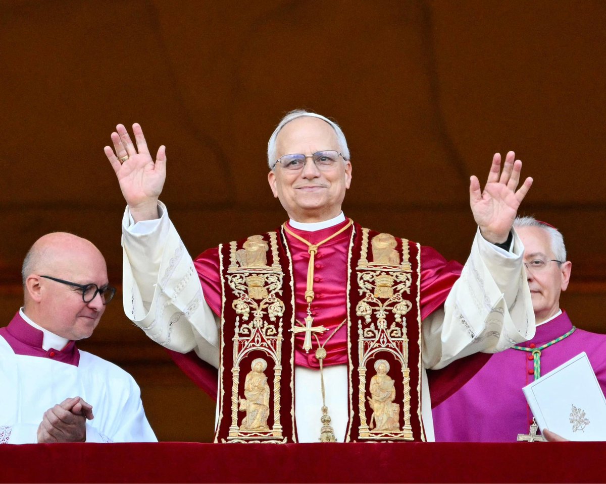 Damos gracias a Dios por la elección de Su Santidad León XIV como Sumo Pontífice.

Oremus pro pontifice nostro LEONIS
Dominus conservet eum,
et vivificet eum,
et beatum faciat eum in terra,
et non tradat eum in animam inimicorum eius.
#MutiladoMLG
#CofradíasMLG