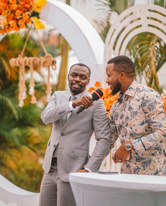 After todays sermon my friend is asking me,
Do you have diabetes in your lineage?
Help me answer 😅😅😅
#Phaneroo