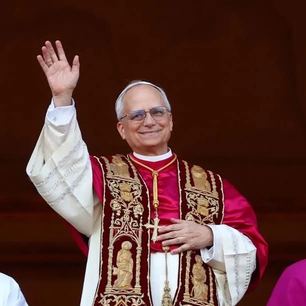 Le deseamos lo mejor al nuevo Papa León XIV en esta nueva etapa. 
Que su guía inspire paz, unidad y esperanza para el mundo.