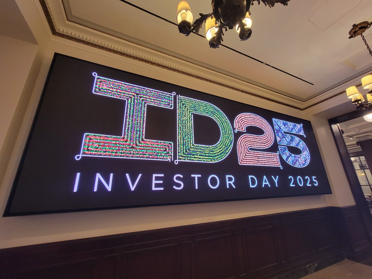 CNH (@cnhindustrial) on Twitter photo We've unveiled a new Strategic Business Plan at our Investor Day 2025! ๐ Hosted live from the iconic <a href="/NYSE/">NYSE ๐</a> in Manhattan, this event marked a pivotal moment for our company and showcased how we will advance into the future.
Watch the replay here: cnhindustrial2025irday.q4ir.com/home/default.aโฆ
#CNH We've unveiled a new Strategic Business Plan at our Investor Day 2025! ๐ Hosted live from the iconic <a href="/NYSE/">NYSE ๐</a> in Manhattan, this event marked a pivotal moment for our company and showcased how we will advance into the future.
Watch the replay here: cnhindustrial2025irday.q4ir.com/home/default.aโฆ
#CNH