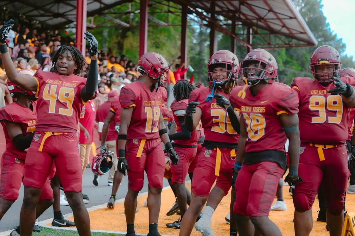 Kingston I. Butler (@kingstonbutler8) on Twitter photo After a great talk with <a href="/CSmithQBs/">CLINTON SMITH JR.</a> I am truly blessed to have received my first offer from The University of Tuskegee!#AGTG ✝️
<a href="/SkegeeFootball/">Tuskegee Football</a> <a href="/CoachLambert4/">John Lambert</a> <a href="/coachburney40/">Shon Burney</a> <a href="/RecruitsAlabama/">Alabama Recruits</a> <a href="/TDARecruiting/">Touchdown Alabama Recruiting</a> <a href="/AL7AFootball/">Alabama7AFootball</a> <a href="/TheDWarriors/">Davidson Warrior Football 🏈</a> <a href="/AL_Recruiting/">AL Recruiting</a> <a href="/helmet2helmt251/">Helmet2Helmet251</a> <a href="/pigskinwnsp/">Pigskin Pete</a> After a great talk with <a href="/CSmithQBs/">CLINTON SMITH JR.</a> I am truly blessed to have received my first offer from The University of Tuskegee!#AGTG ✝️
<a href="/SkegeeFootball/">Tuskegee Football</a> <a href="/CoachLambert4/">John Lambert</a> <a href="/coachburney40/">Shon Burney</a> <a href="/RecruitsAlabama/">Alabama Recruits</a> <a href="/TDARecruiting/">Touchdown Alabama Recruiting</a> <a href="/AL7AFootball/">Alabama7AFootball</a> <a href="/TheDWarriors/">Davidson Warrior Football 🏈</a> <a href="/AL_Recruiting/">AL Recruiting</a> <a href="/helmet2helmt251/">Helmet2Helmet251</a> <a href="/pigskinwnsp/">Pigskin Pete</a>