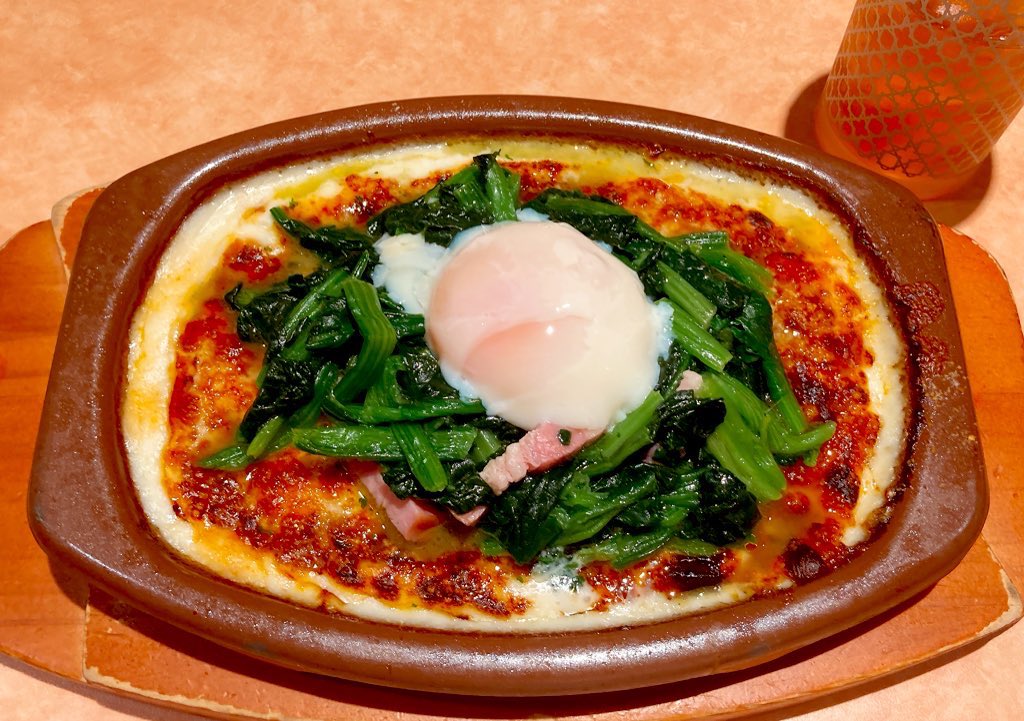 あの…今バズってるサイゼのミラノ風ドリアにほうれん草のソテーの元ツイなんですけど…
引用が14万いいねいってるのを知って非常に落ち込んでるので…よければこちらもいいね押していただけるとうれしいです…………