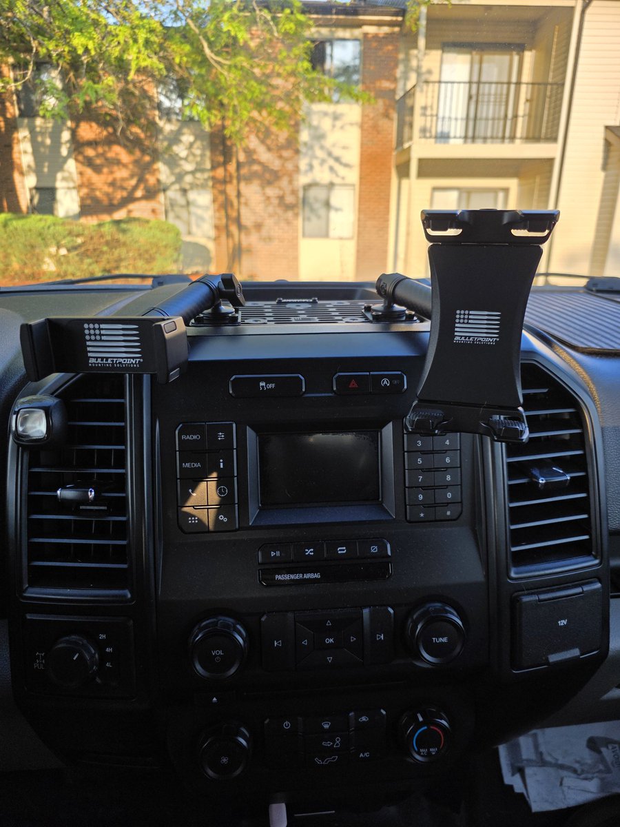 CountryGuyUSA's tweet image. My new phone and tablet mount from Bulletpoint Mounting Solutions and it is amazing #bulletpointmounts #mountit