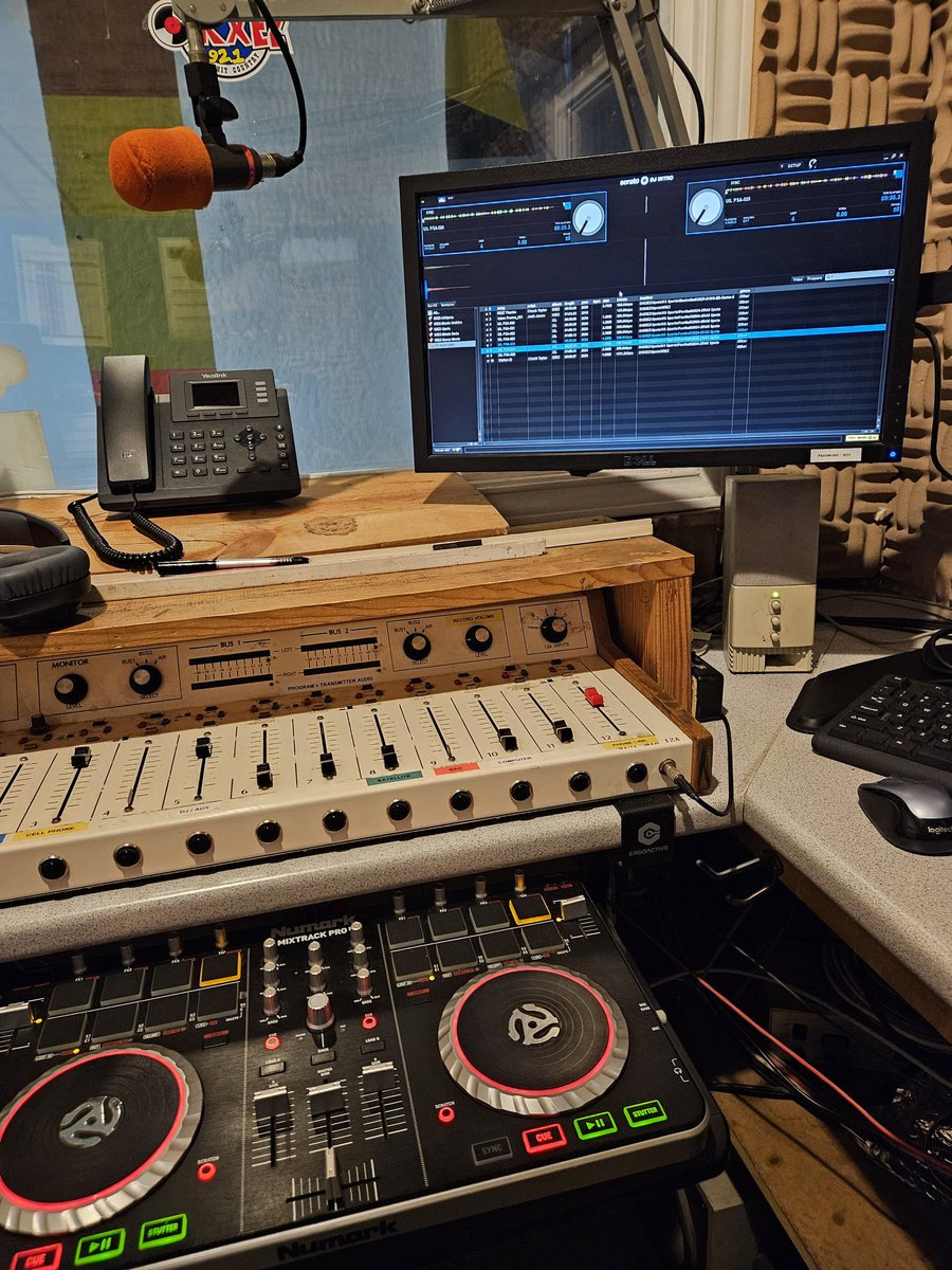 Rob Davis tweet media