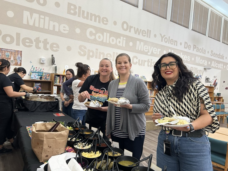 East Point ES (@eastpointes1) on Twitter photo We love to TACO bout how #SpartanStrong our teachers are <a href="/YsletaISD/">Ysleta ISD</a>! Thank you <a href="/AdrianaArenas79/">Adriana Arenas</a> for your amazing donation! It is PARADISE to be a teacher <a href="/EastPointES1/">East Point ES</a>! ๐๐๐๐ We love to TACO bout how #SpartanStrong our teachers are <a href="/YsletaISD/">Ysleta ISD</a>! Thank you <a href="/AdrianaArenas79/">Adriana Arenas</a> for your amazing donation! It is PARADISE to be a teacher <a href="/EastPointES1/">East Point ES</a>! ๐๐๐๐