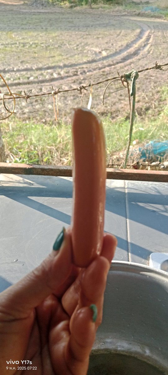 คิดอะไรกับไส้กรอก#พร้อมทักค่ะลงทุนกับตัวเองค่ะแล้วจะมีความสุข฿฿฿฿