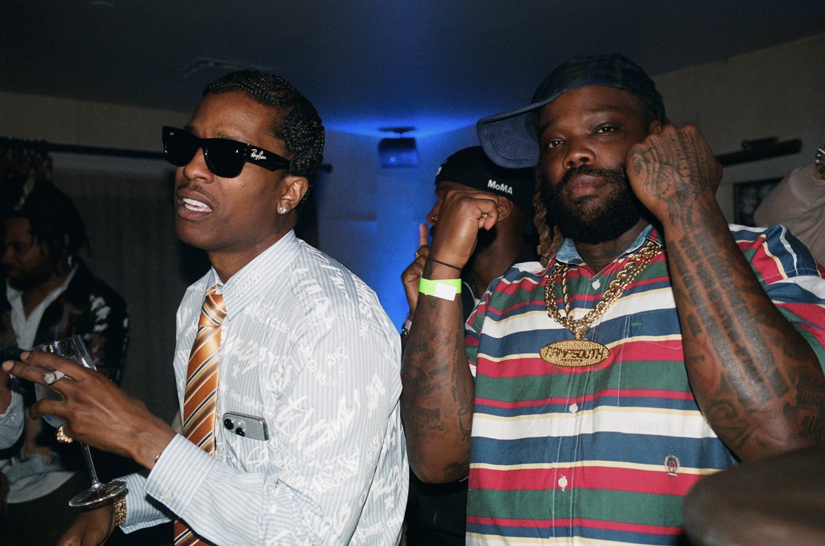 📸 <a href="/mangomaat/">maat</a>