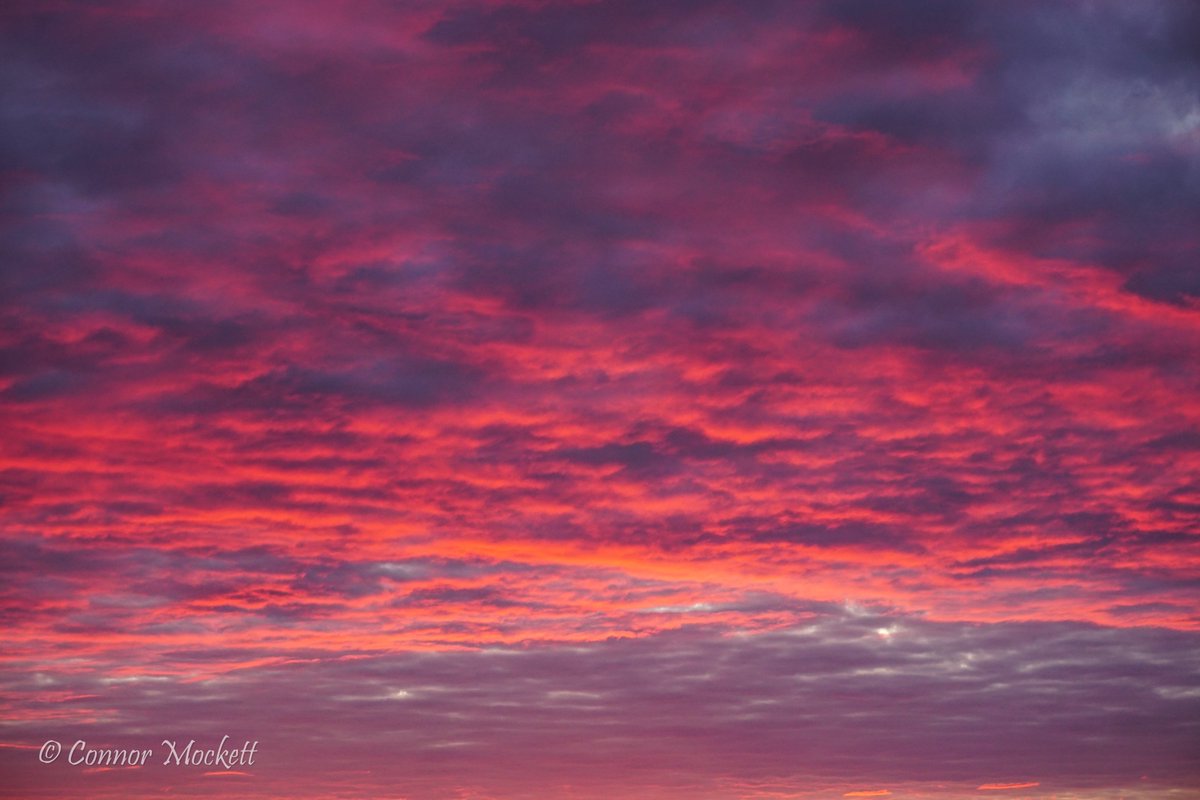 Sunset season has started off with an absolute BANG this year. Here's another stunning sunset from St. Albert tonight!