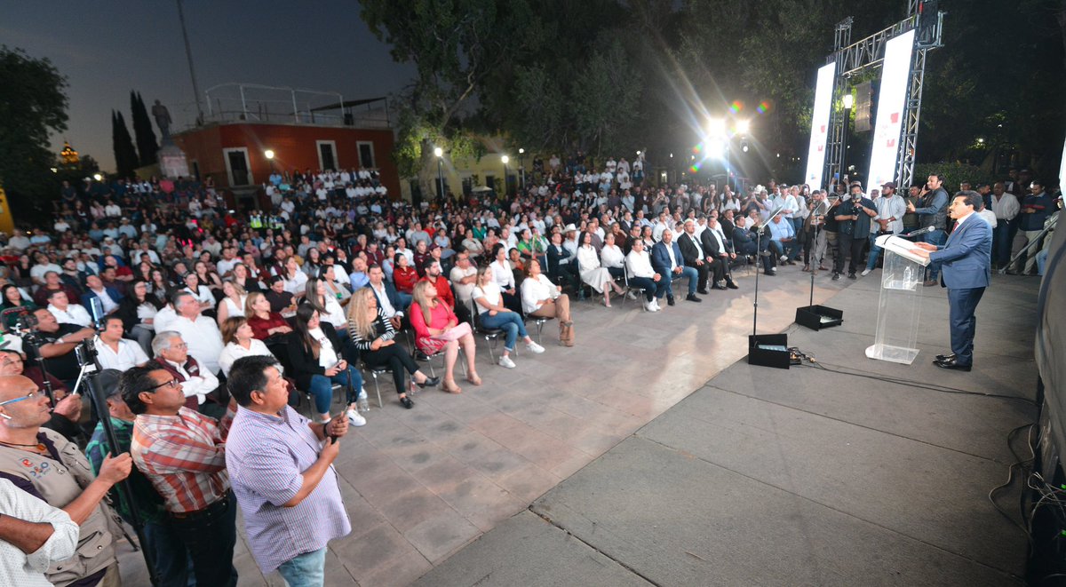 Presenté el Plan #Durango: un proyecto que nace de escuchar a quienes día a día trabajan, luchan y sueñan con un mejor futuro para sus familias.

Hoy es mi oportunidad de ser vocero de todos ellos. ¡Gracias a todas y a todos por sumarse a la #Transformación!

#PlanDurango