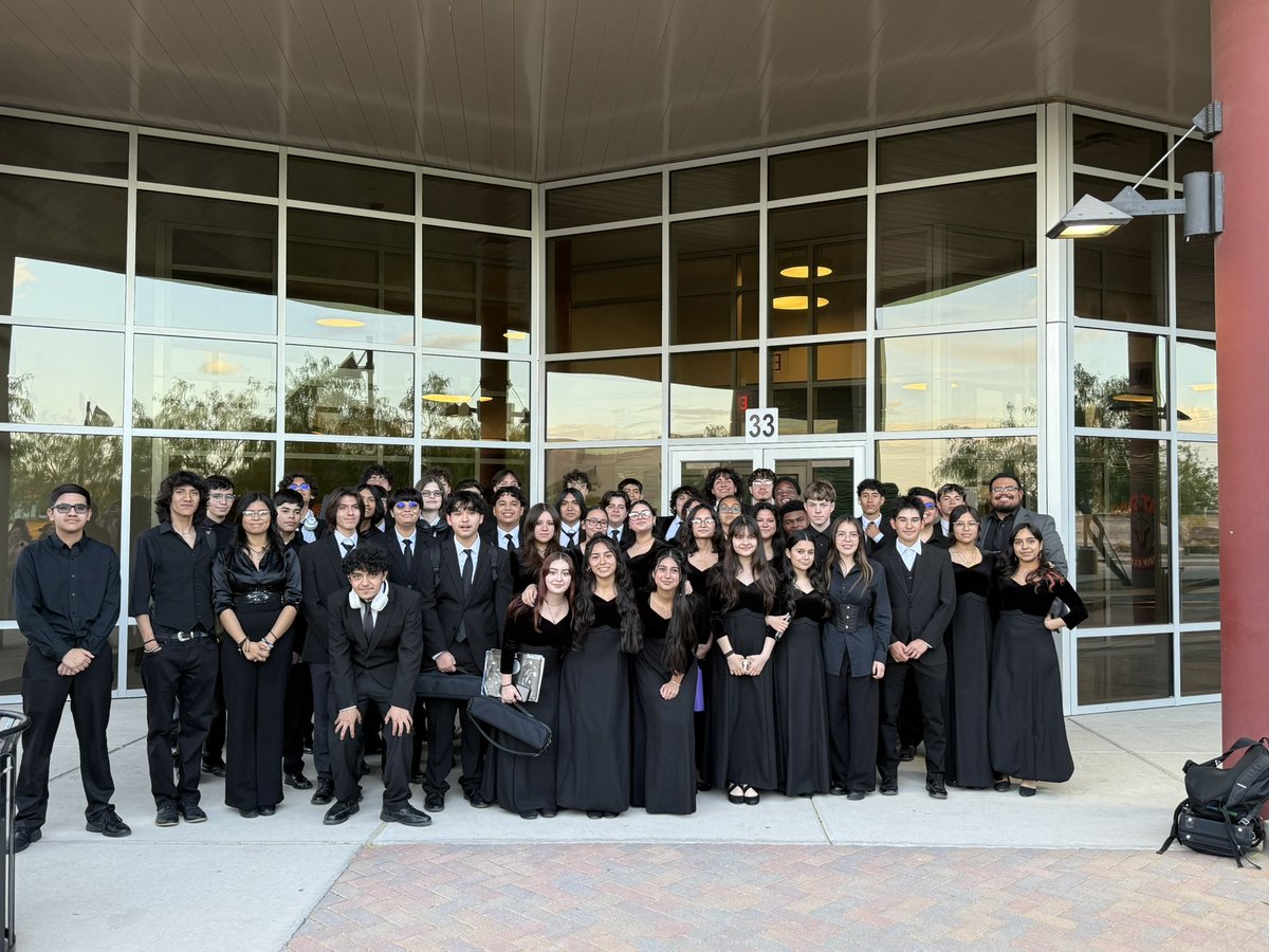 CHinojos_EDHS's tweet photo. Congratulations to our three Concert Ensembles for their outstanding performances at the UIL Band Evaluations! 
Wind Ensemble- Sweepstakes 
Symphonic Band- Sweepstakes 
Concert Band- Excellent Rating
#WintheYear @EDAztecs_HS @SISD_FineArts https://t.co/I8CI6x59jK