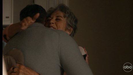 THE FANFICS WERENT WRONG BUCK HAS TOTALLY SPENT TIME WITH PEPA AND ISABEL