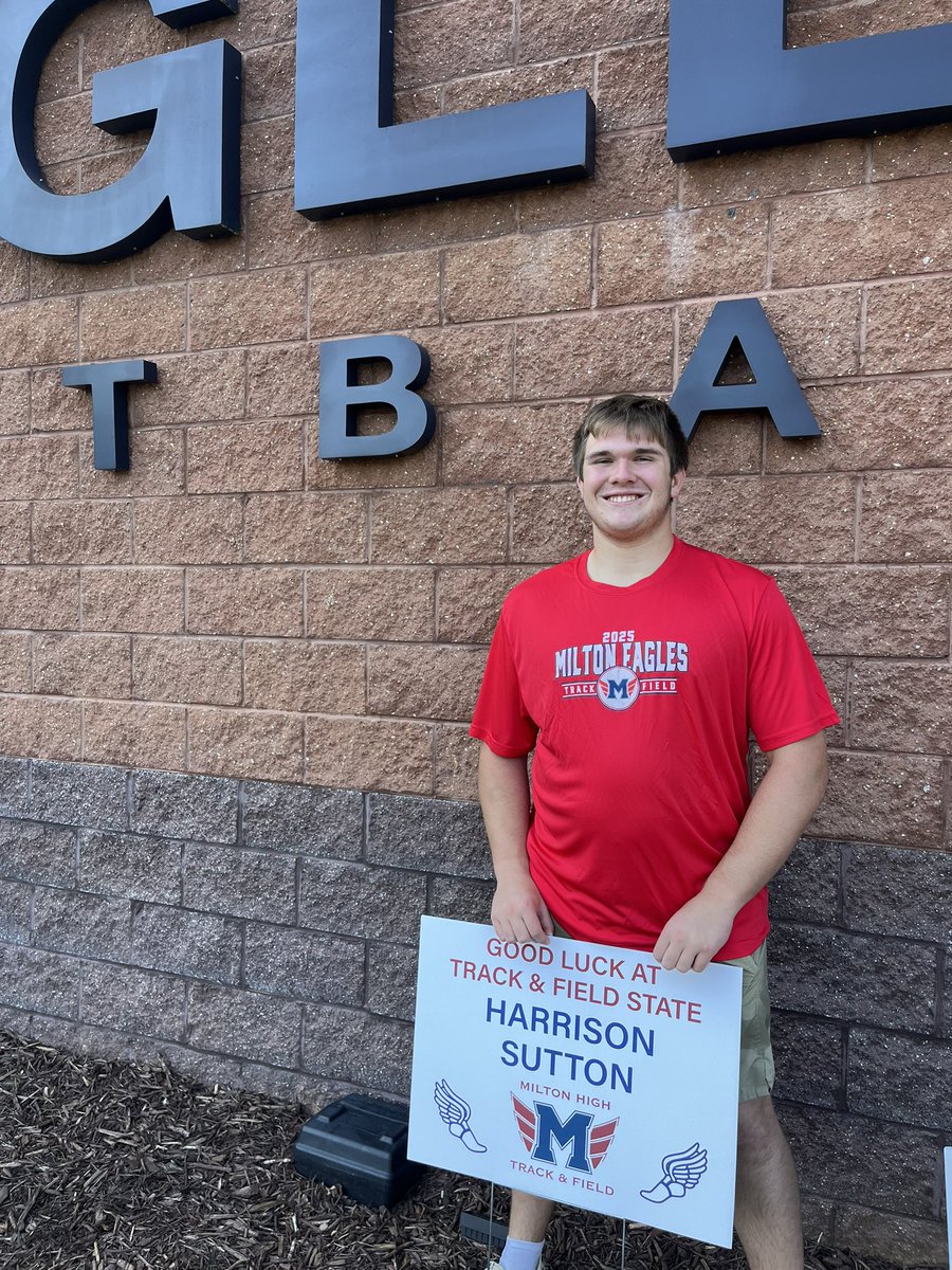<a href="/CoachBenReaves/">Ben Reaves Jr.</a> <a href="/LawsonEstes/">Lawson</a> <a href="/HarrrisonSutton/">Harrison Sutton</a> <a href="/MiltonEagles_FB/">Milton High School Football</a> <a href="/MiltonEaglesAD/">Milton 🦅 Athletics</a> <a href="/miltontrack/">Milton Track</a> <a href="/lawanda_estes/">LaWanda Estes</a> <a href="/CoachNaldo/">Renaldo Smith (CoachNaldo)</a>