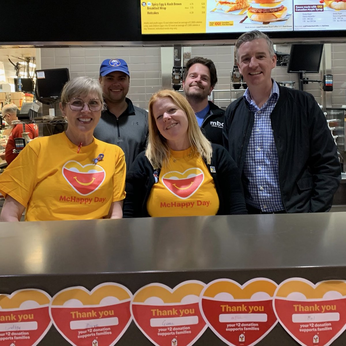 MikeBarrettON's tweet image. It’s McHappy Day!

Proud to join @McDonaldsCanada in support of @RMHCCanada.

In Brockville, Deborah, Vicki, and their amazing crew are serving up smiles and raising funds for families in need.

Stop by, say hi, and support a great cause!