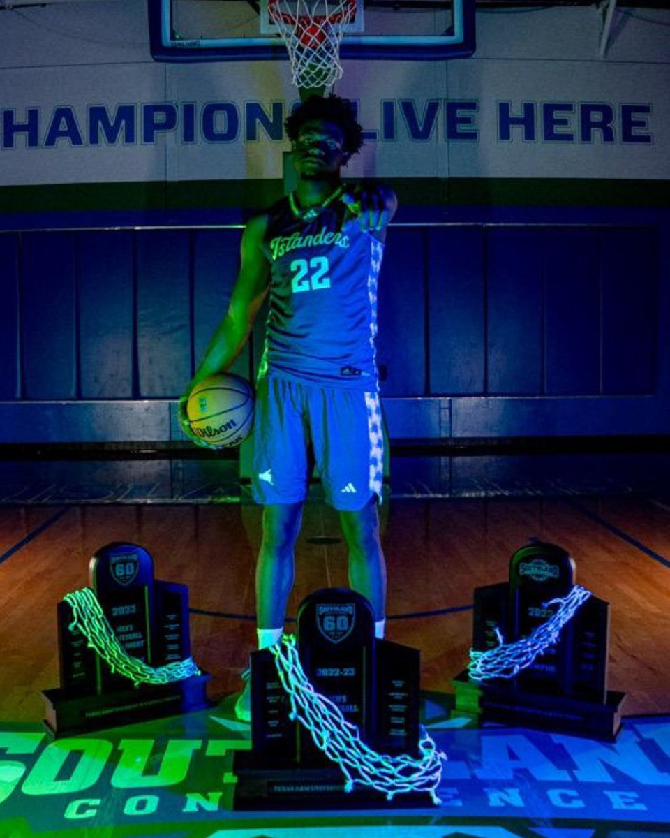 Crosser Basketball (@crosseragency) on Twitter photo Official visit for FD
After three seasons in the NCAA 2nd division, Franck-Didier YETNA makes an official visit to Texas A&M Corpus University (<a href="/Islanders_MBB/">Islanders Men’s Basketball</a>). Official visit for FD
After three seasons in the NCAA 2nd division, Franck-Didier YETNA makes an official visit to Texas A&M Corpus University (<a href="/Islanders_MBB/">Islanders Men’s Basketball</a>).