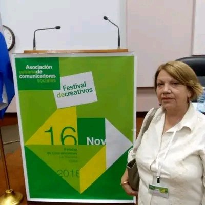 El Buró Provincial del <a href="/PartidoPCC/">Partido Comunista de Cuba</a>  en #SanctiSpíritusEnMarcha hace llegar a <a href="/LYolandaBrito/">Yolanda Brito</a> las felicitaciones en  su cumpleaños. Nuestra gratitud siempre por los vínculos fraternales  y su participación en acciones junto a nosotros relacionadas con la comunicación.