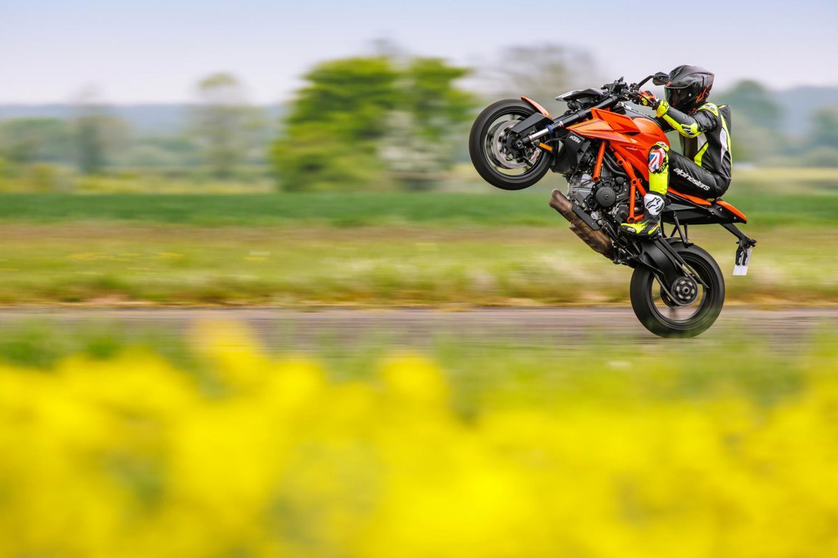 KTM's ongoing financial crisis deepens as parent company Pierer Mobility post brutal results for 2024, revealing a €1.28billion loss, all while the firm's investment deadline looms closer motorcyclenews.com/news/2025/may/…
