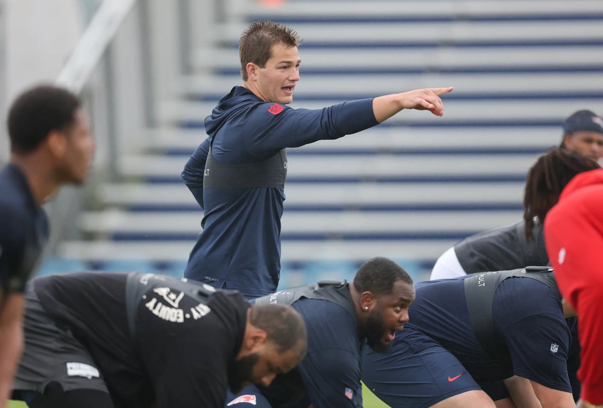 NESportsFellow's tweet image. #Patriots QB Drake Maye during Week 2 of New England's Phase 2 of the offseason program.
(📸: @EricJAdler)