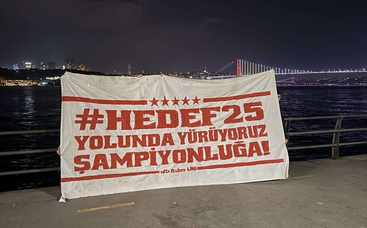 asikmustafa7's tweet photo. İstanbul bize dar, Trabzon’a kadar; ŞAMPİYON GALATASARAY! https://t.co/syNv1xeNqt