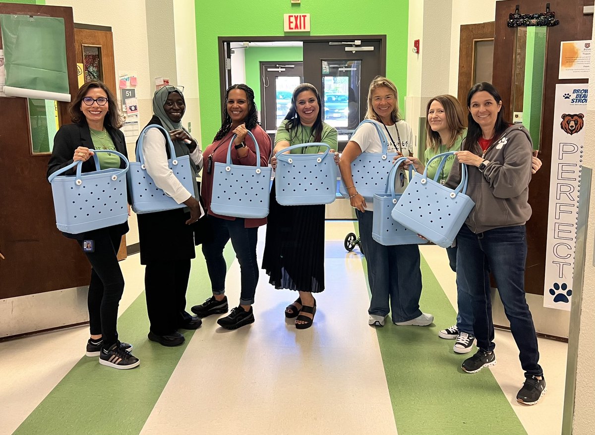 Dr. Angelica Fountain (@fountain_ap) on Twitter photo Today with the help of our Partners in Education <a href="/ConferenceUSA/">Conference USA</a> we surprised our <a href="/BrownElementary/">Brown Elementary</a> teachers with the best beach bag as they DEFY GRAVITY during summer travels! <a href="/IrvingISD/">Irving ISD</a> #TeacherAppreciationWeek2025 Today with the help of our Partners in Education <a href="/ConferenceUSA/">Conference USA</a> we surprised our <a href="/BrownElementary/">Brown Elementary</a> teachers with the best beach bag as they DEFY GRAVITY during summer travels! <a href="/IrvingISD/">Irving ISD</a> #TeacherAppreciationWeek2025