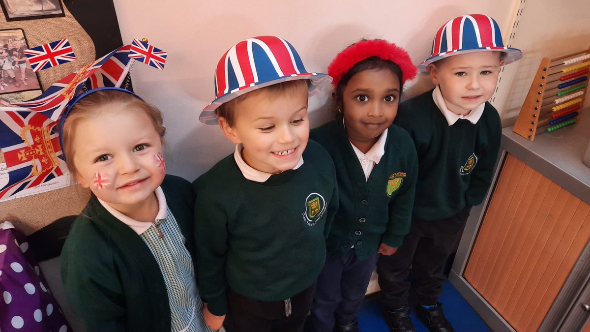 cheamparkfarm's tweet photo. Our nursery children enjoyed celebrating VE today by dressing with red, white &amp; blue. @LEOacademies https://t.co/ES8fWJY17P