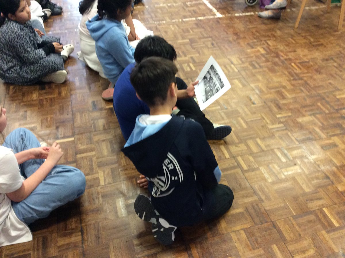 St George's Primary School Hyde tweet media