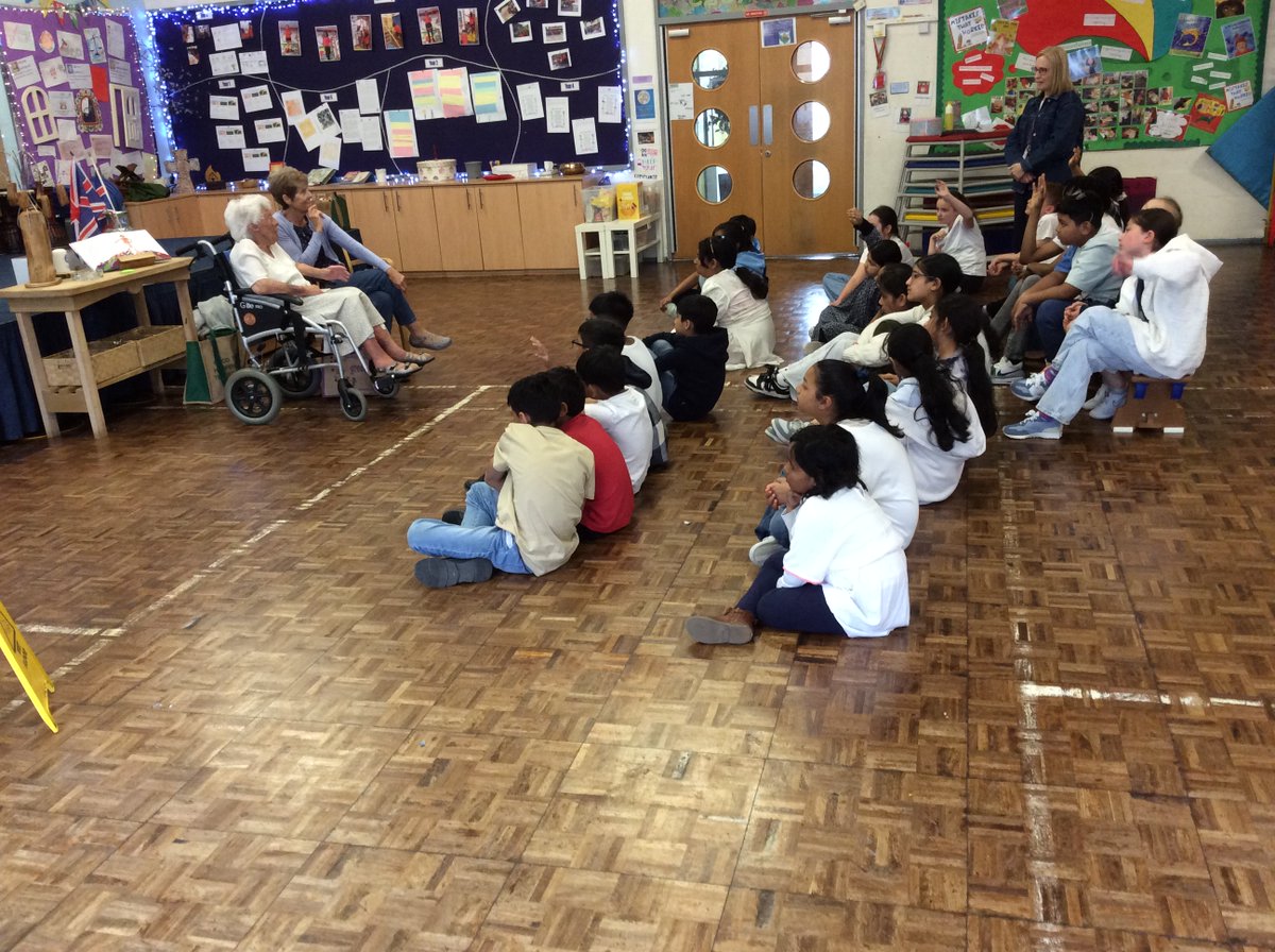 St George's Primary School Hyde tweet media