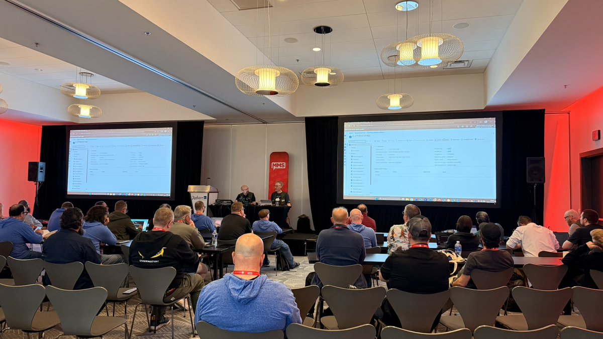 Again full room 🤩 <a href="/panusaukko/">Panu Saukko</a> and <a href="/ccmexec/">Jörgen Nilsson</a> are showing how to fix Windows hidden issues at #MMSMOA
