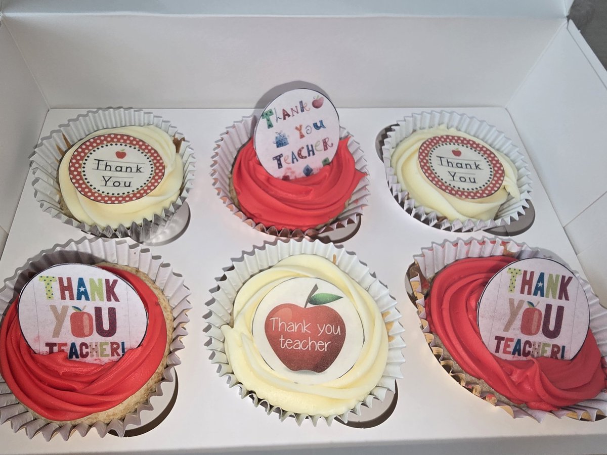 Thank you to our Parent Council and the Colgrain Community for treating the whole staff to some delicious goodies today! A lovely surprise for all ❤️