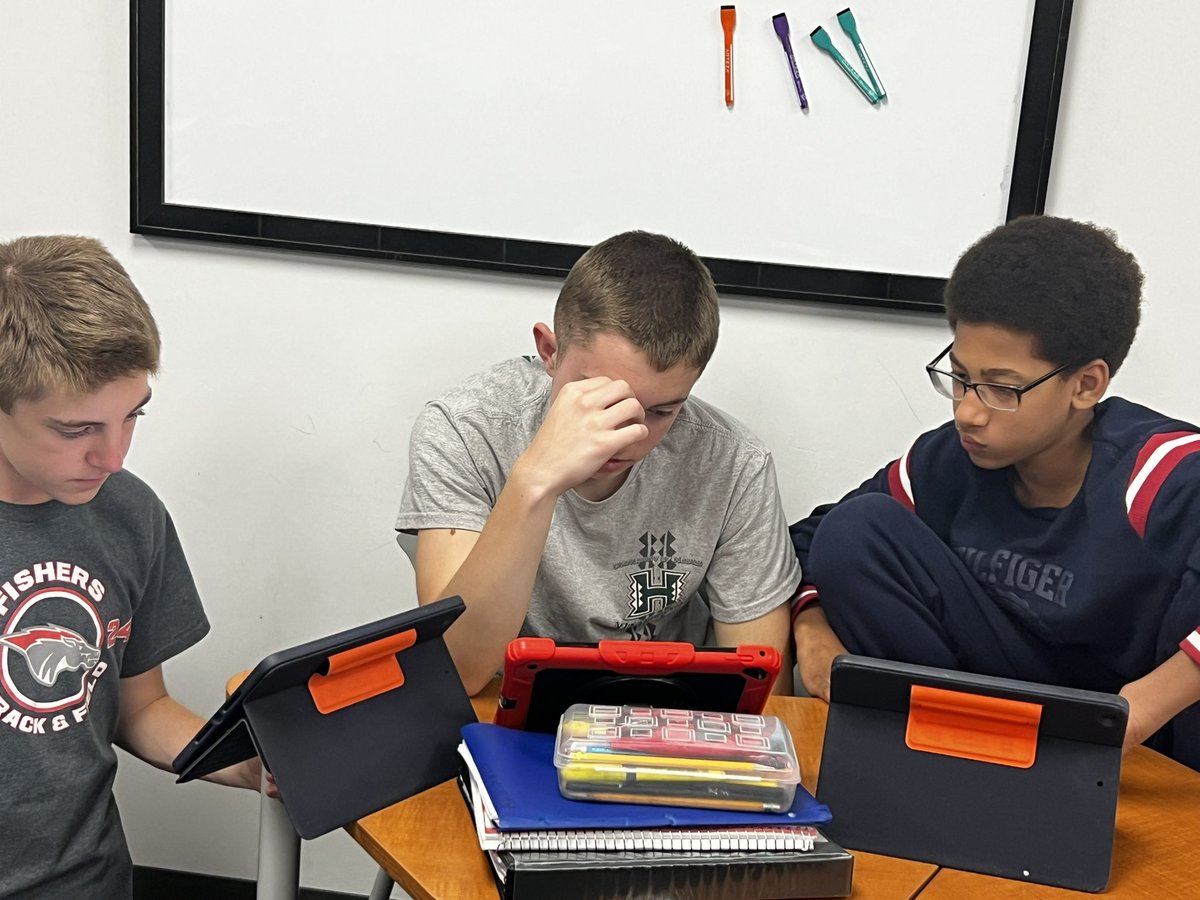 MrsStrole's tweet image. HonAlg Ss @FJHChargers display understanding of quadratic functions w/ Out of Left field (🙏🏼@citizenmath) perf. task
🤔Should⚾️🏟️be standardized?
👂🏼Ss appreciated hearing from various experts including @TigerBaseball17 &amp;amp; @HSERoyalsBase coaches
❓What’s your 🗳️?!
#seeingmath