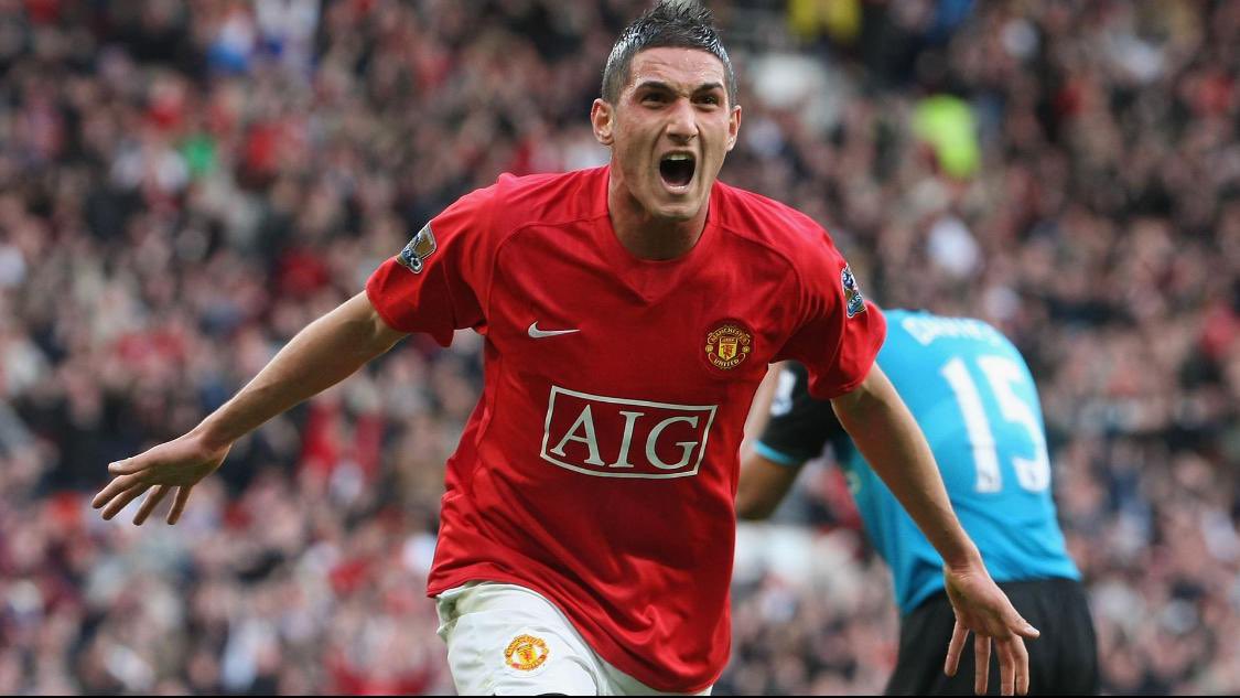 United Classic Kits tweet media