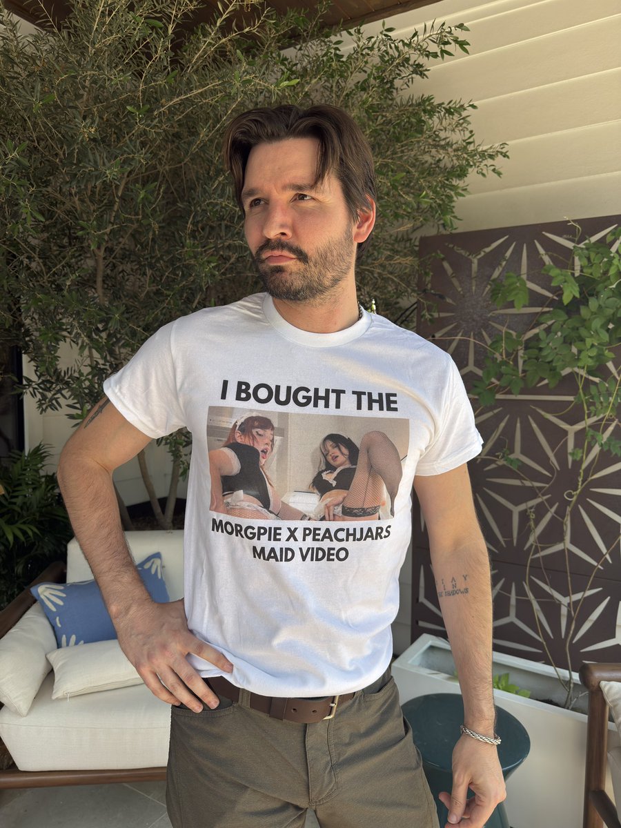 thank you <a href="/cyr/">CUNGUS</a> 

Maid set is out now ❤️