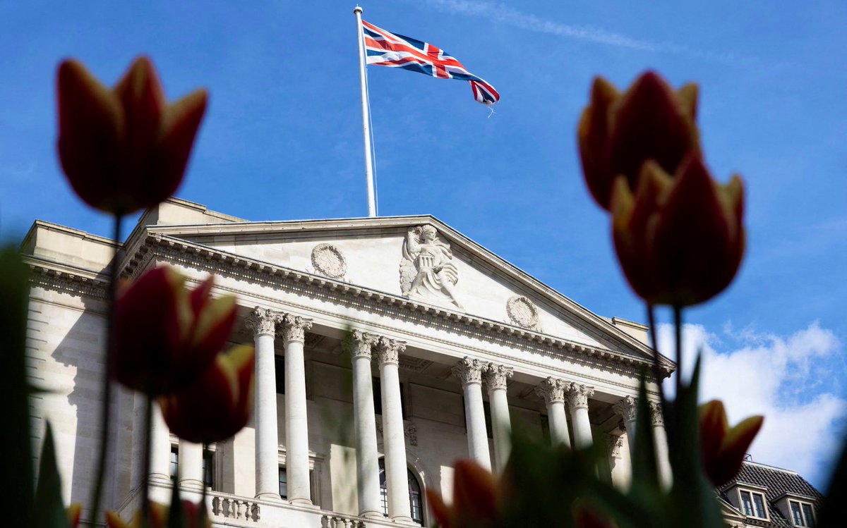 The Bank of England lowers interest rates by 25 bps to  4.25%, signaling a shift in monetary policy amid global economic uncertainty. 📉💷 

#BankOfEngland #InterestRates #FinanceNews #UKEconomy #RateCut