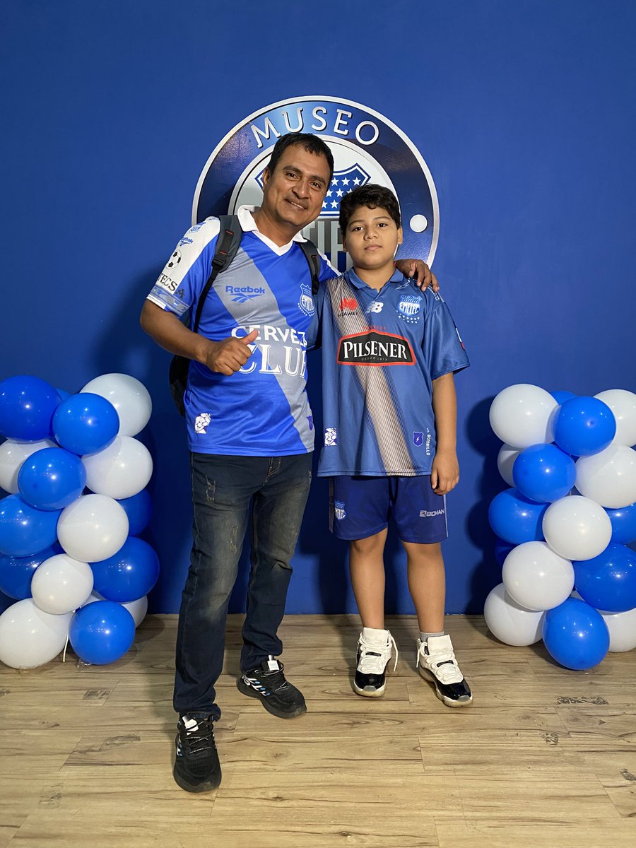 ¡La hinchada azul no descansa y nosotros tampoco! 💙⚡️ Cada día más hinchas se suman a vivir esta experiencia única en el Museo de Emelec.

🖼️Puerto Santa Ana, Edificio El Astillero, primer piso
🗓️ De miércoles a domingo
🕰️ 10:00 a 18:00

#MuseoEmelec #HinchasDeCorazón #96Años