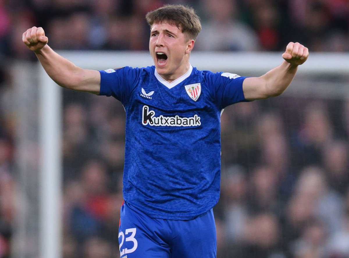 Atraco en la ida y atraco en la vuelta.

El United mueve mucho y tiene que estar si o si en la Champions.

Yo no puedo estar más orgulloso de mi equipo.