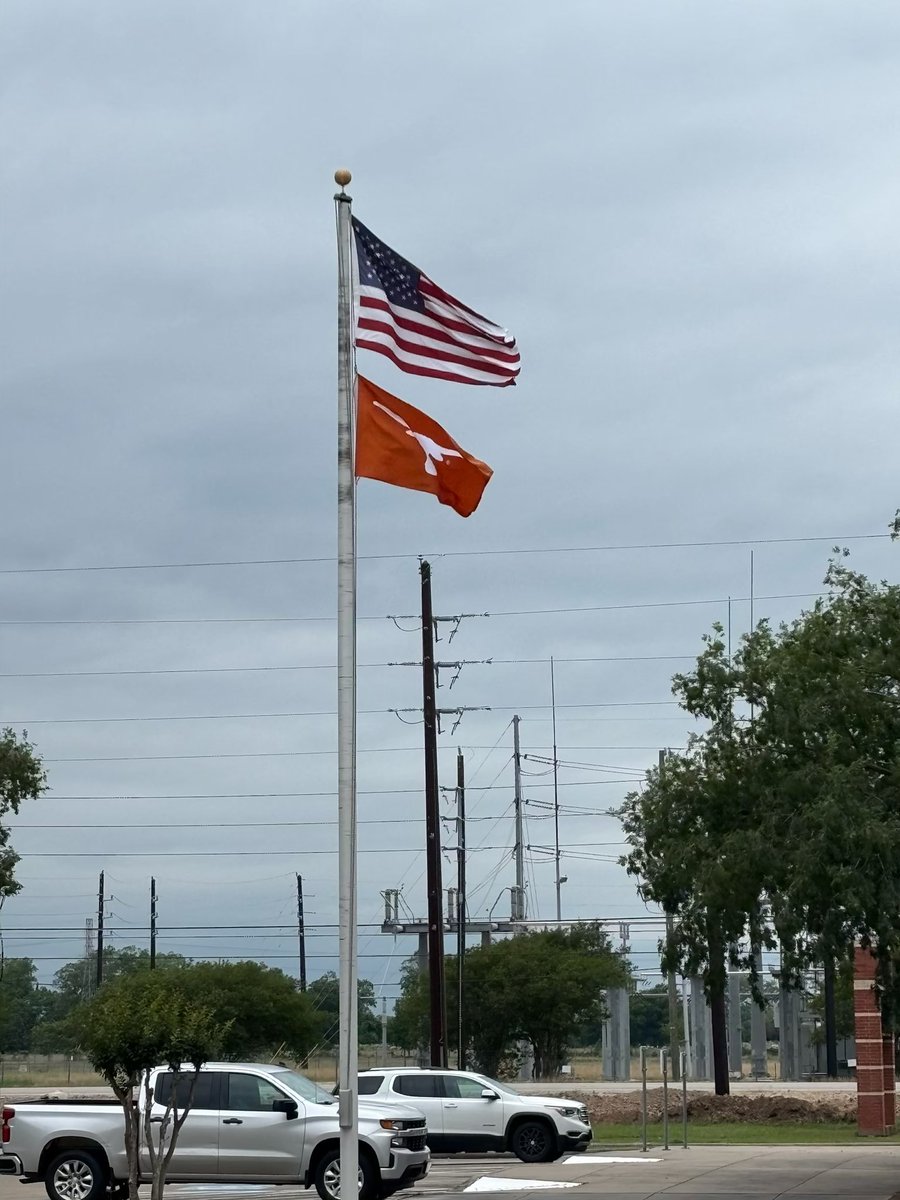 FHSABC (@fhsabc_tx) on Twitter photo HOOK ‘EM HORNS!!! All the Longhorn fans can thank Lee Cox this week for purchasing the “Fly Your Flag” item at the Black & Gold Bash! Not a burnt orange fan? Come outbid him next year on March 28!! #ptn HOOK ‘EM HORNS!!! All the Longhorn fans can thank Lee Cox this week for purchasing the “Fly Your Flag” item at the Black & Gold Bash! Not a burnt orange fan? Come outbid him next year on March 28!! #ptn