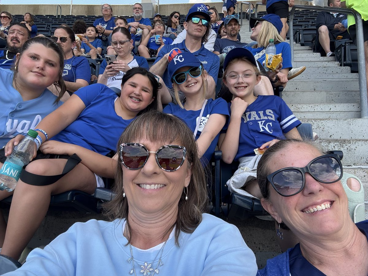 It was a WIN at Day at the K for our 5th grade students and the Royals!!!