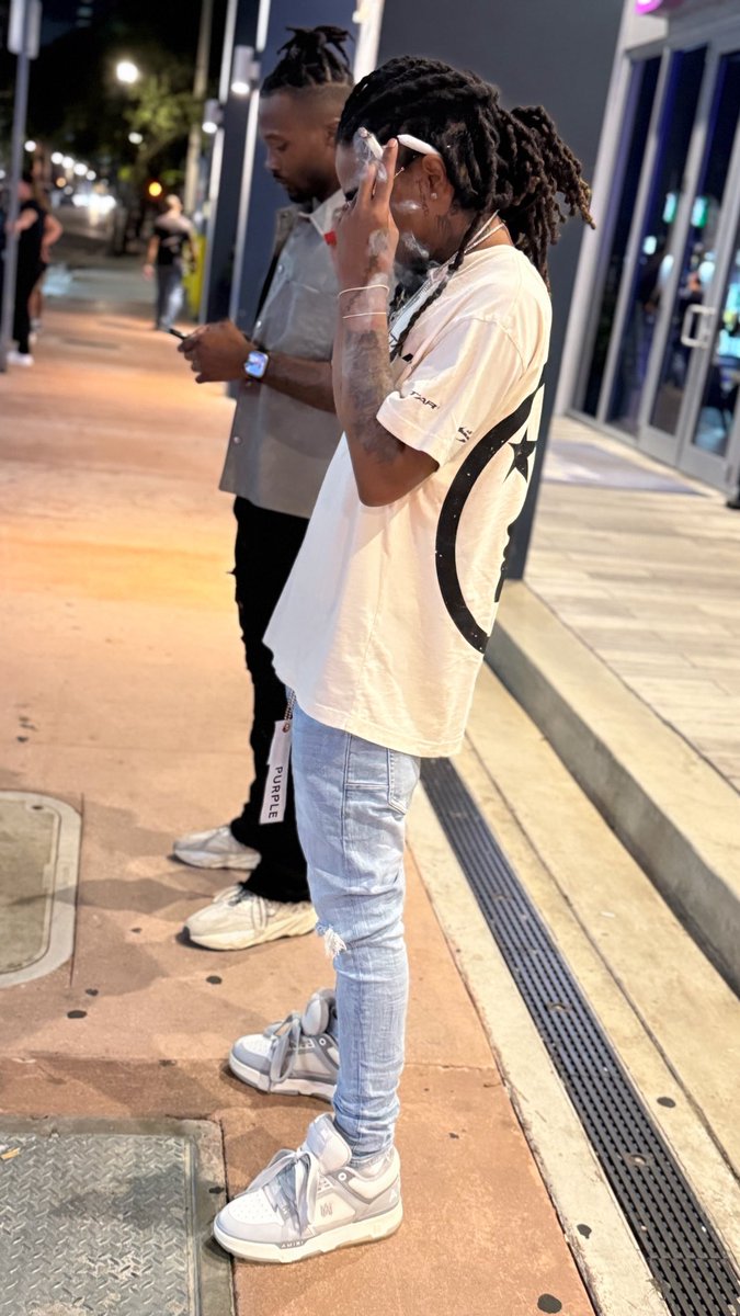 PackedOutJ's tweet photo. ‘ 🌴 #5L https://t.co/w6SndpZ0hZ