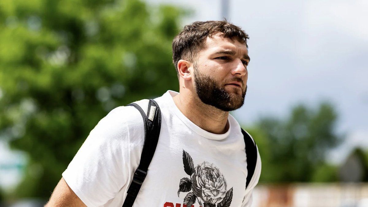 ASUFootball's tweet image. Skatt Pack officially on site with the @Giants 🔥

#ProDevils /// 📸: @Giants