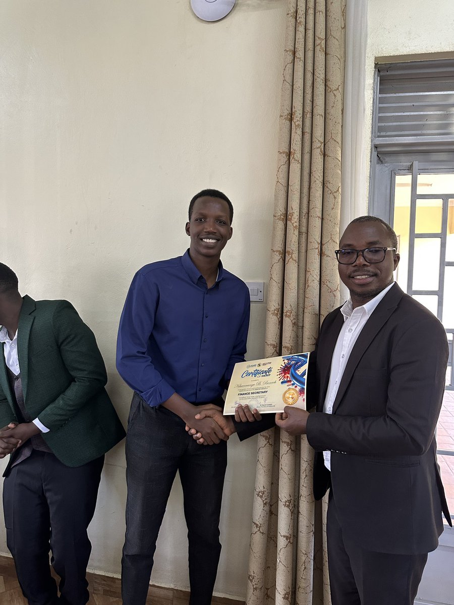 AMR Stewardship club MUST tweet media