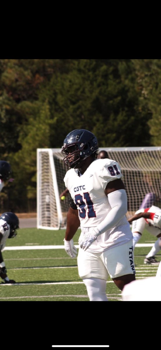 6’1 280lbs juco defensive tackle, December grad 2025, current gpa: 3.3, My explosive stats from last fall. 8 sacks, 20 tfls, 3 forced fumbles, 1 pass deflection, and 4 fumble recoveries! hudl.com/video/3/160560…
3 years left after fall 2025! <a href="/CoachKato97/">Coach Kato Hitson</a> <a href="/Coachvetmiller/">Coach Vet Miller</a> ⏳ ⏳⏳