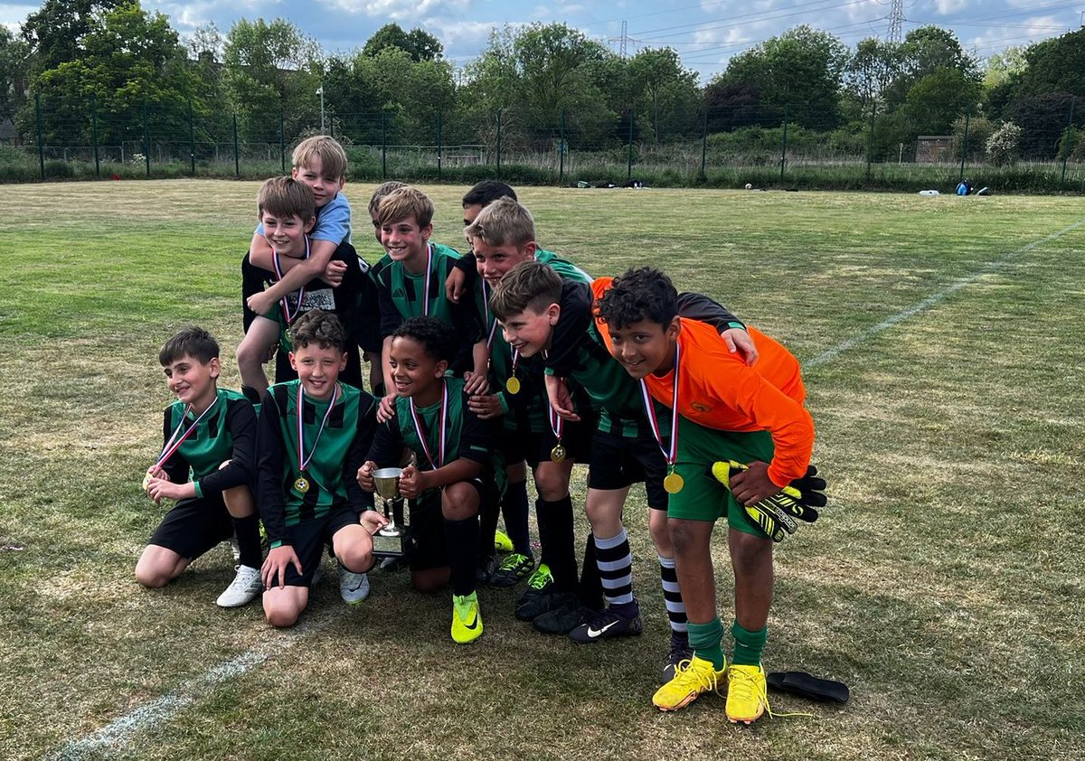 Sutton Schools FA (@suttonschoolsfa) on Twitter photo 🏆 Y5 Boys’ Robins Cup Winners 2025
Congratulations to <a href="/BHPrimary/">BarrowHedges Primary</a> on winning our Year 5 Boys’ Carshalton & Wallington Cup Final. Barrow Hedges won 5-3 this afternoon. Well done to Runners Up, <a href="/Harris_JAC/">Harris Junior Academy Carshalton</a>, for their performance in an exciting Final. ⚽️ 🏆 Y5 Boys’ Robins Cup Winners 2025
Congratulations to <a href="/BHPrimary/">BarrowHedges Primary</a> on winning our Year 5 Boys’ Carshalton & Wallington Cup Final. Barrow Hedges won 5-3 this afternoon. Well done to Runners Up, <a href="/Harris_JAC/">Harris Junior Academy Carshalton</a>, for their performance in an exciting Final. ⚽️
